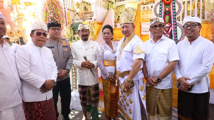 Wali Kota Jaya Negara Hadiri Mapurwa Daksina Puri Agung Dangin Puri