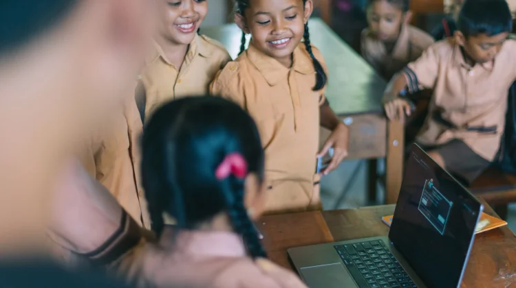 Gerakan Literasi Digital Desa Tegal Harum Efektif Tekan Stunting