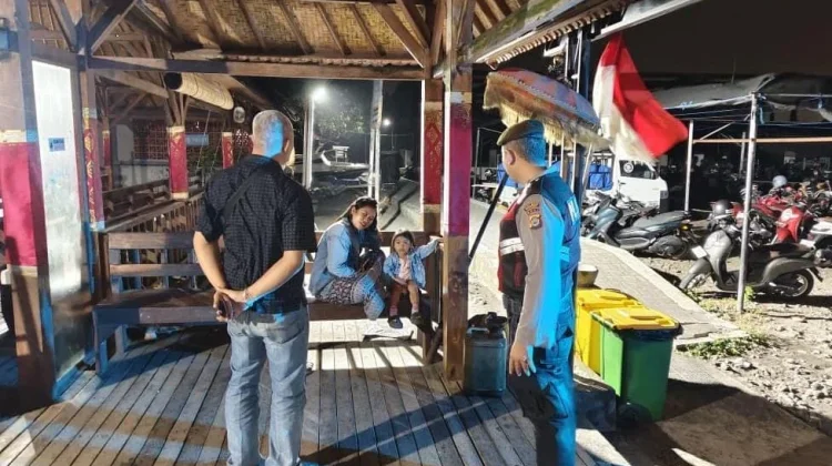 Antisipasi C3, Patroli Malam Polsek Dawan Sambangi Pelabuhan Angkal