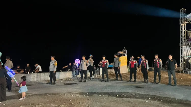 Ciptakan Rasa Aman bagi Masyarakat, Polsek Nusa Penida Amankan Festival Surya Metu