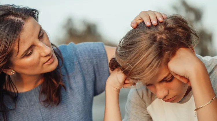 Kasih Sayang Keluarga Benteng Utama Kesehatan Mental Remaja