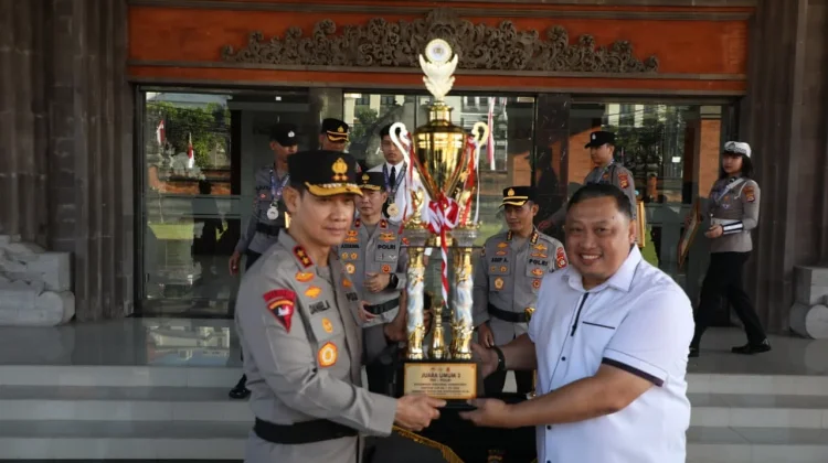 Kapolda Bali Apresiasi Satker dan Personel Berprestasi