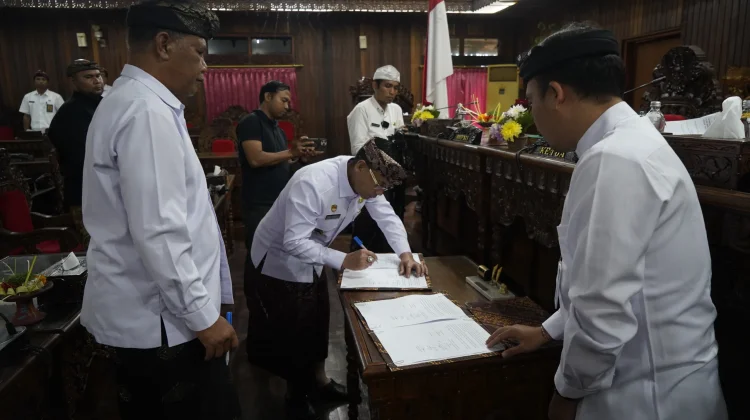Pemkab dan DPRD Klungkung Sepakati KUA-PPAS 2027 dan Perubahan 2026