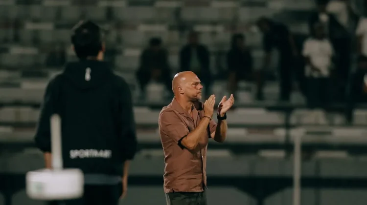 Johnny Jansen Minta Pemain Muda Bali United Lebih Berani Ambil Peran