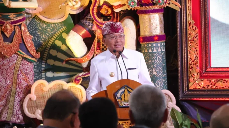 Terbitkan Ingub Bali No 6/2026, Koster Perkuat Integritas Pelayanan Publik