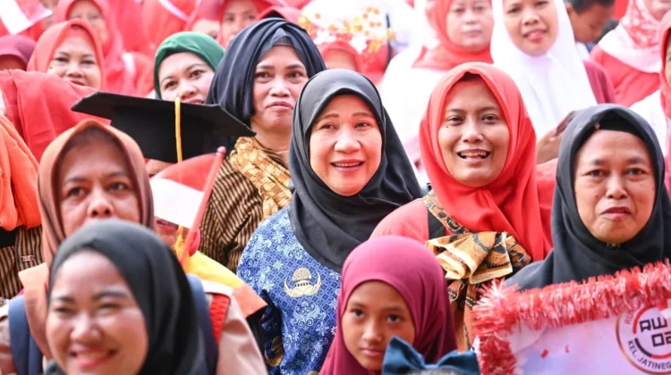 Semarak HUT ke-81 RI, JR Edukasi Keselamatan lewat Karnaval dan Lomba Rakyat