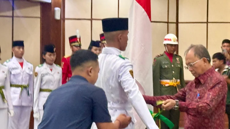 Kukuhkan 72 Paskibraka, Gubernur Koster: Bertugas Penuh Tanggung Jawab