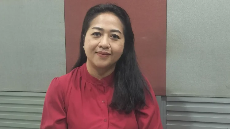 Aura Prami Hadirkan Tas Unik dengan Teknik Water Marbling