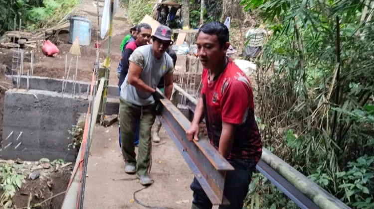 Progres Jembatan Garuda Getakan Klungkung Capai Lima Puluh Persen