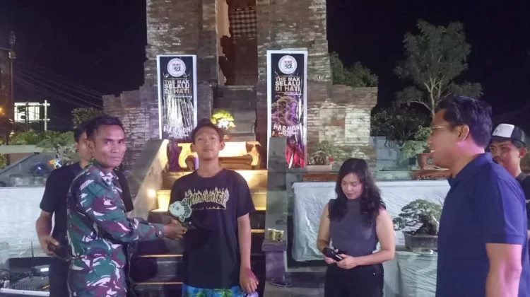 Babinsa Batununggul Kawal Penutupan Pameran Kontes Bonsai