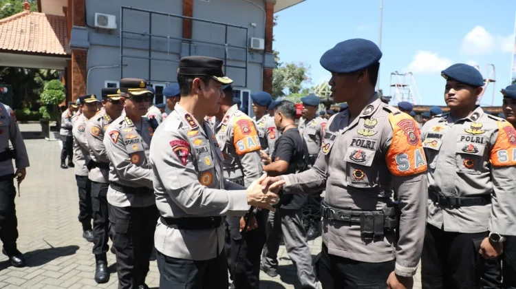 Brimob Polda Bali BKO Kalbar Bantu Penanganan Karhutla