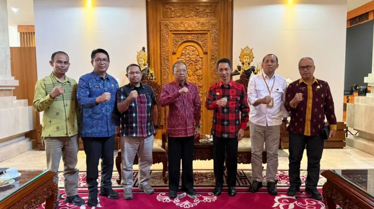 Belajar dari Bali, Bupati Wakatobi Tertarik Kembangkan Produk Lokal