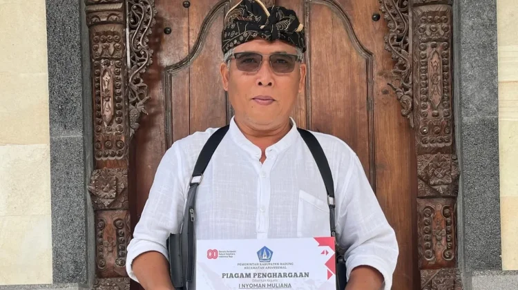 Nyoman Muliana Konsisten Mencetak Generasi Barong