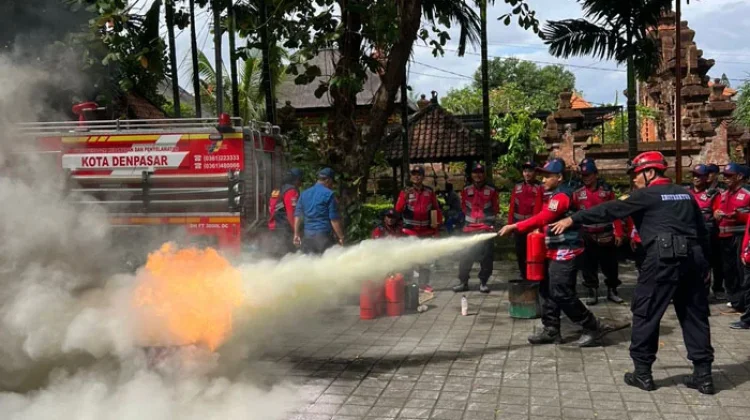Puncak Musim Kemarau, Desa Dangin Puri Kangin Perkuat Mitigasi Kebakaran