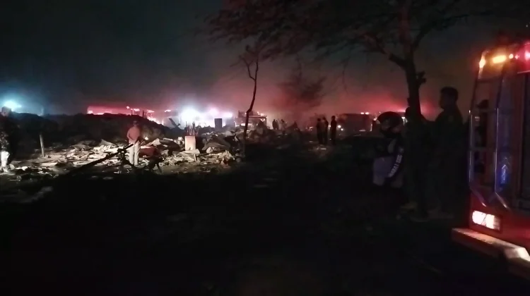 Kebakaran Gudang Rongsokan Nakula Sulit Dipadamkan
