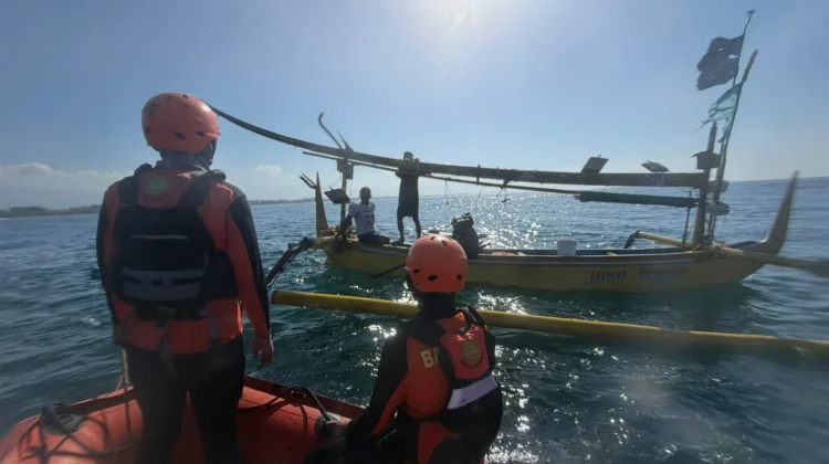 Wisatawan Polandia Ditemukan Meninggal pada Operasi SAR di Pantai Tembles