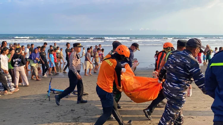 Temuan Jasad Terdampar di Pantai Air Kuning, Diduga WNA Hilang