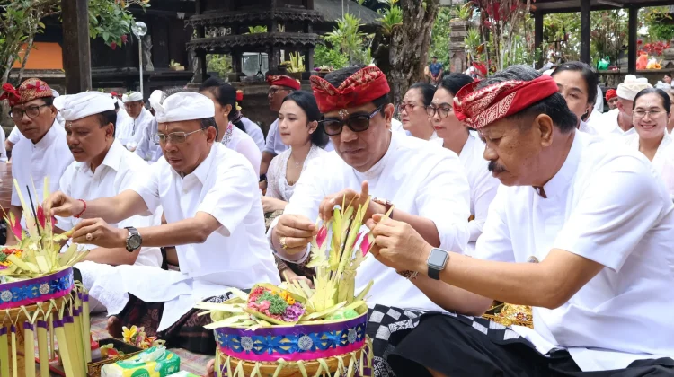 Bupati Sanjaya Ajak Masyarakat Jaga Keharmonisan dengan Alam