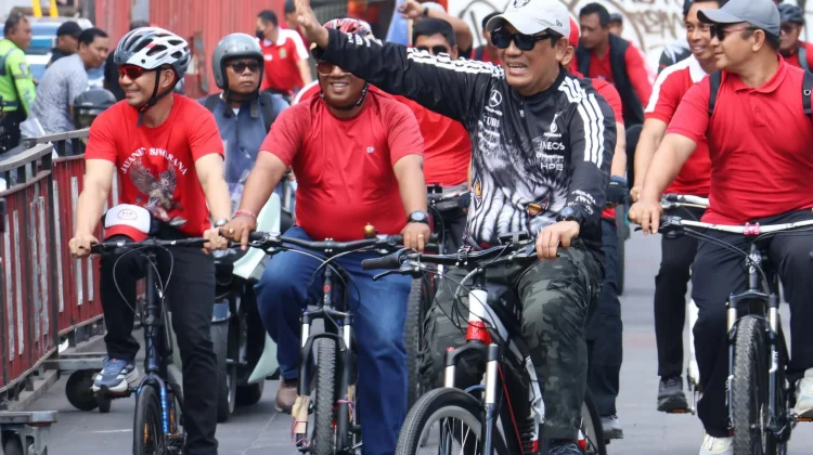 Bupati Sanjaya Tinjau Pembangunan Penataan Area Kota Singasana Tabanan