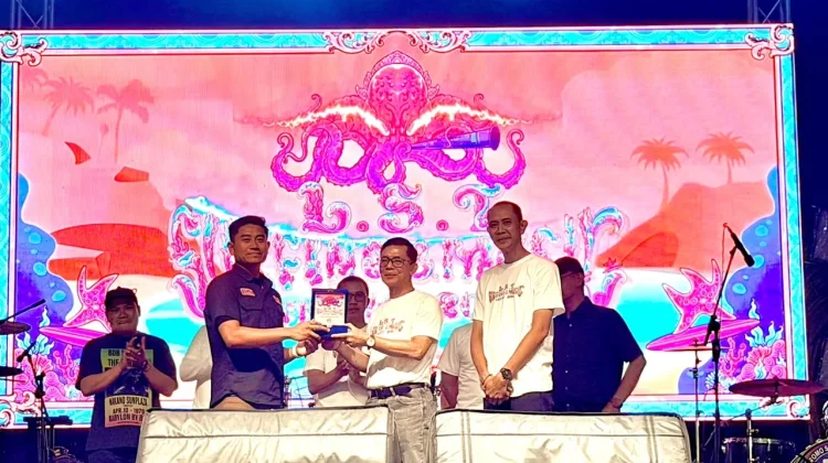 Bupati Klungkung Hadiri Penutupan LST Surfing and Music Festival 2026