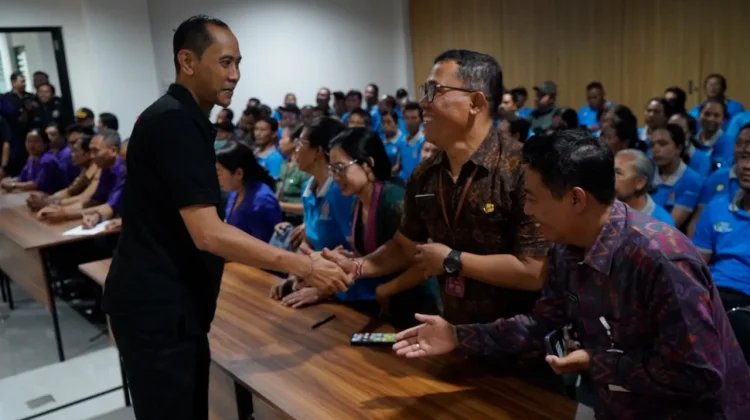 Wabup Klungkung: Jaga Integritas dan Kebersihan Pasar Rakyat