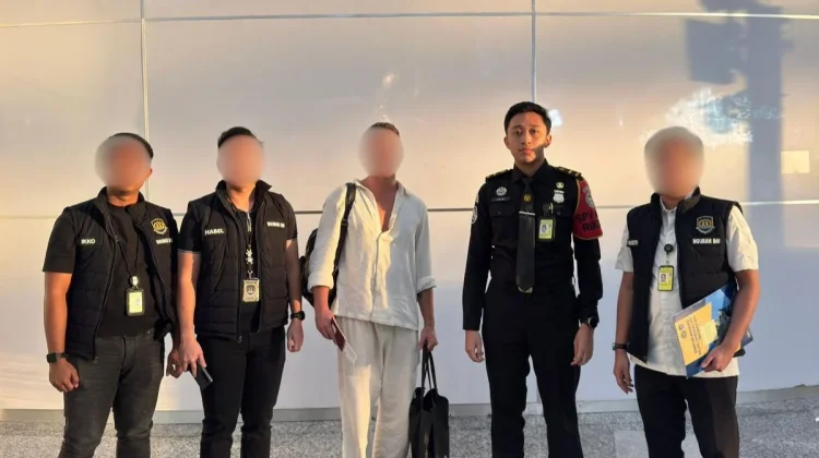 Imigrasi Ngurah Rai Deportasi 12 WNA dalam 10 Hari