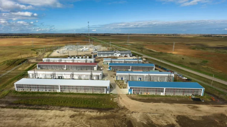 Prospek Data Center Jadi Fondasi Ekonomi Digital