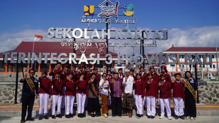 PIK Remaja Diresmikan di Sekolah Rakyat Karangasem