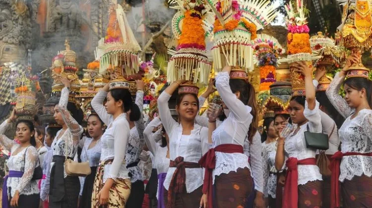 Kearifan Lokal Bali dan Upaya Menjaga Kesehatan Mental