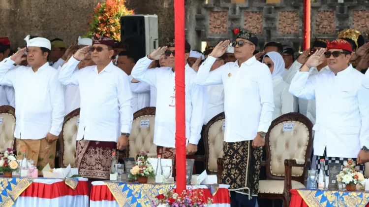 Bupati Sanjaya Hadiri Pengukuhan ABPEDNAS dan ASLINMAS Bali