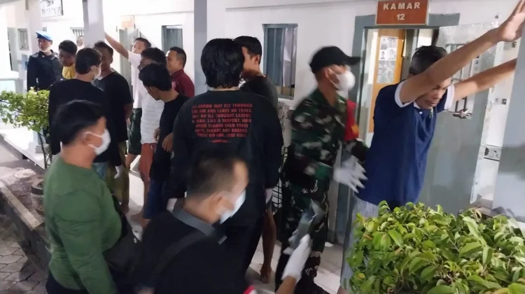 Aparat Gabungan Sidak Rutan Klungkung, Tes Urine Negatif