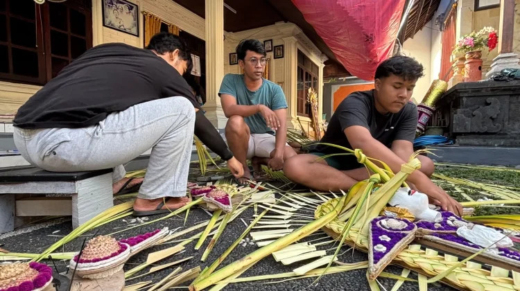 Berkat KUR BRI, Dehana Decoration Mampu Bertahan di Tengah Tantangan