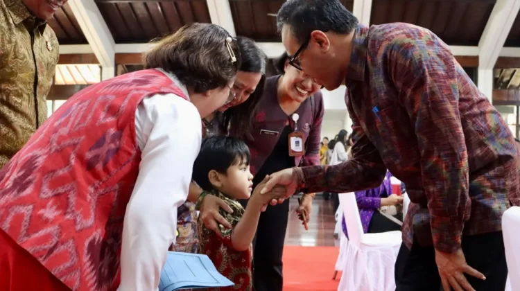 Pemkot Denpasar Fasilitasi Dokumen Kependudukan Anak Terlantar