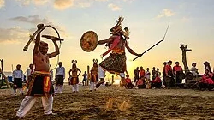 Caci, Tradisi Perang Manggarai Penuh Makna Budaya