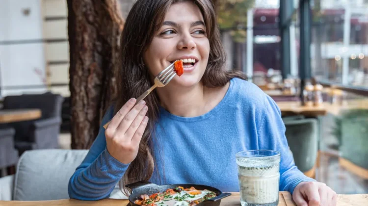 Telat Makan, Mengapa Cepat Kenyang?