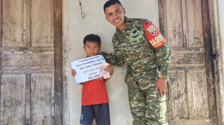Empat Anak Klumpu Terima Bantuan Dana Pendidikan