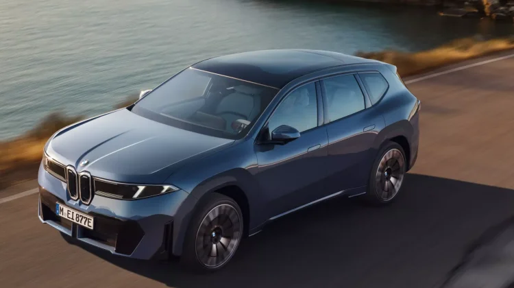 BMW iX3, SUV Listrik Mewah dengan Performa Tinggi