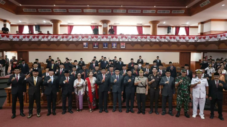 I Made Westra Resmi Gantikan Suadi Putra sebagai Anggota DPRD Kota Denpasar