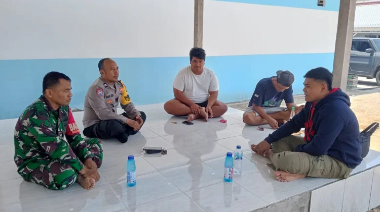 Sambang Dialogis, Bhabinkamtibmas Kesiman Petilan Ajak Warga Waspada Kebakaran