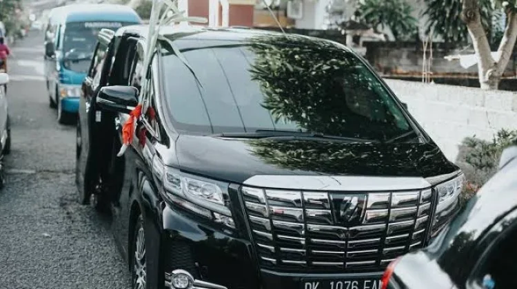 Ada Pesan Kehidupan di Balik Simbol Tebu Pengantin Bali