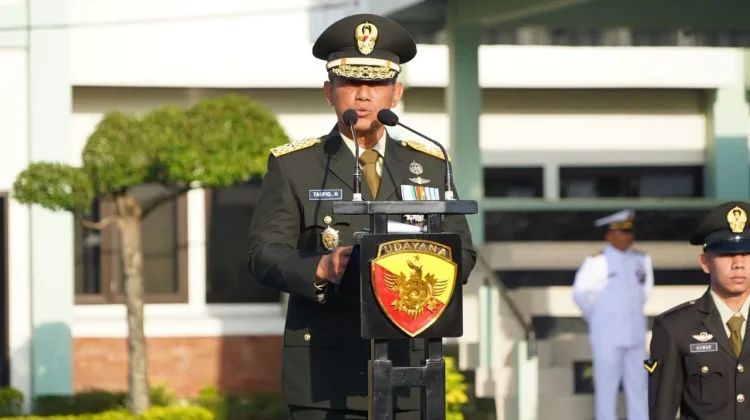 Panglima TNI Tekankan Profesionalisme dan Sinergi Bersama Rakyat