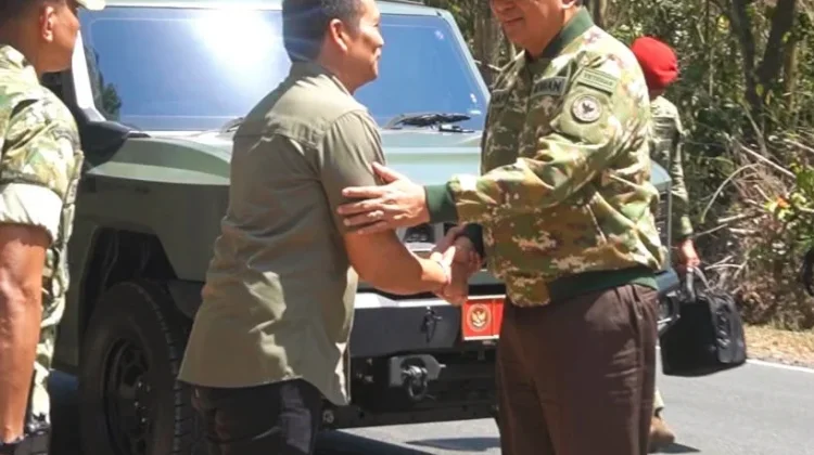 Santap Siang Bersama, Bupati Jembrana Sambut Kunker Menhan di Markas ...