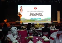Buka Seminar Aksara Kawi, Ny. Putri Koster Ingatkan Perbedaan Budaya
