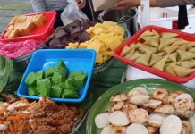 Pedagang Renon Menjaga Warisan Kuliner Tradisional Jaje Bali