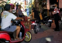 Polsek Abiansemal Sambangi Yowana Pembuat Ogoh-ogoh