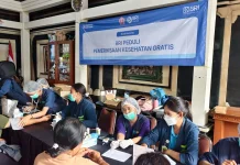 BRI Peduli Gelar Pemeriksaan Kesehatan Gratis dan Penanaman 100 Pohon
