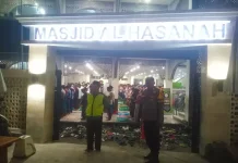 Polsek Kuta Utara Beri Rasa Aman Umat Muslim Jalankan Salat Tarawih
