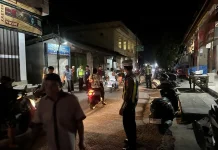 Kepolisian Amankan Sholat Tarawih di Masjid Al-Imron Toyapakeh