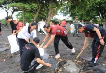 Wujudkan Klungkung Asri, Bupati Satria Pimpin Aksi Gotong Royong Bersih
