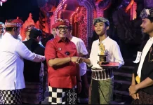 Puluhan Sekaa Teruna Desa Adat Kota Tabanan Tampilkan Gonjar Ganjur Festival